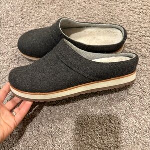 Merrell Juno Women’s Wool Clogs Charcoal Black , size 10